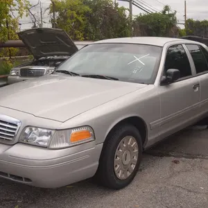 2005 Ford Crown Victoria 4DSD/Police Interceptor