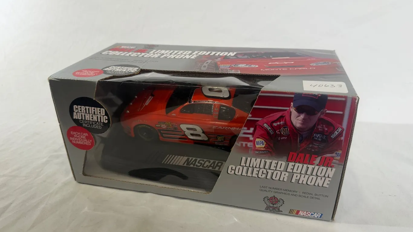 DALE JR. LIMITED EDITION COLLECTOR PHONE