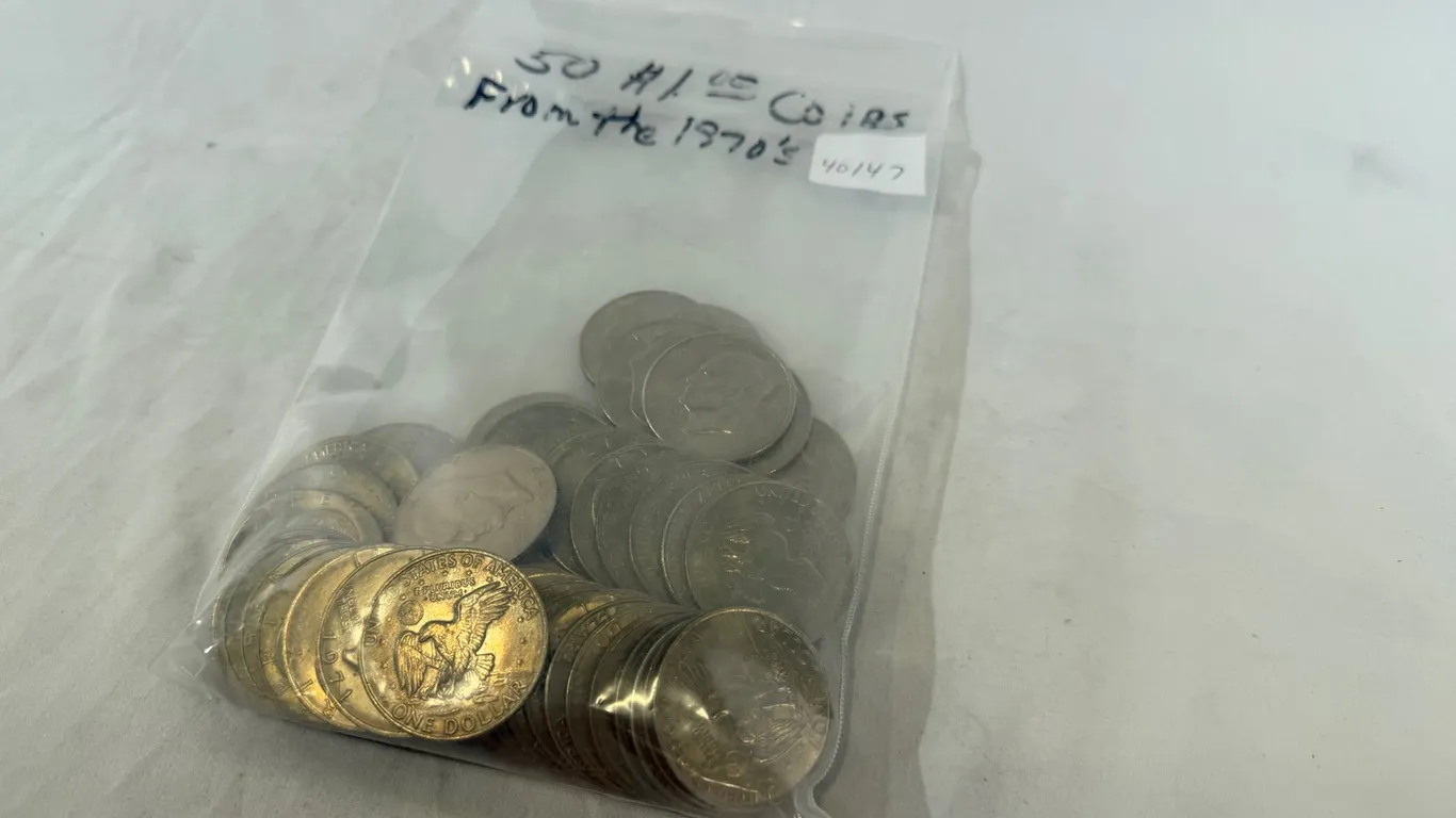 (50) 1970s DOLLAR COINS