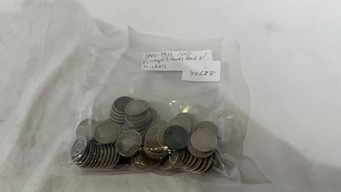 (100) 1883-1913 VINTAGE LIBERTY HEAD NICKELS