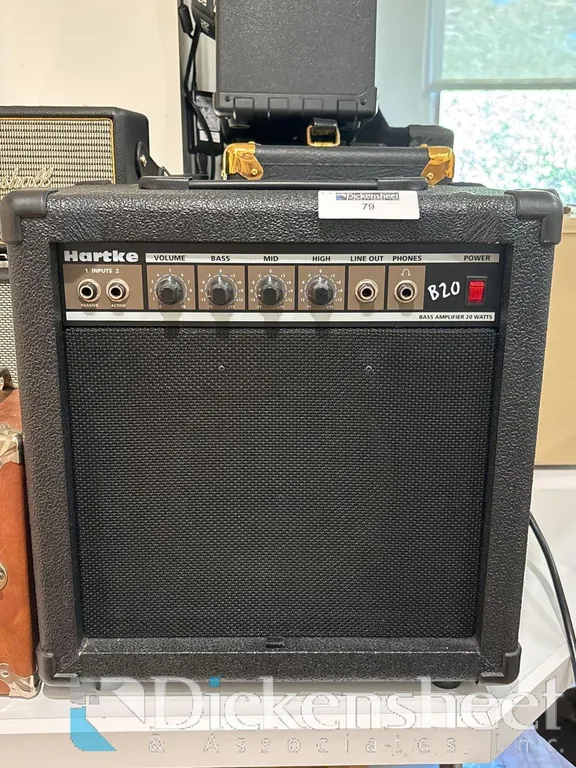 HARTKE B20 20-WATT BASS COMBO AMPLIFIER