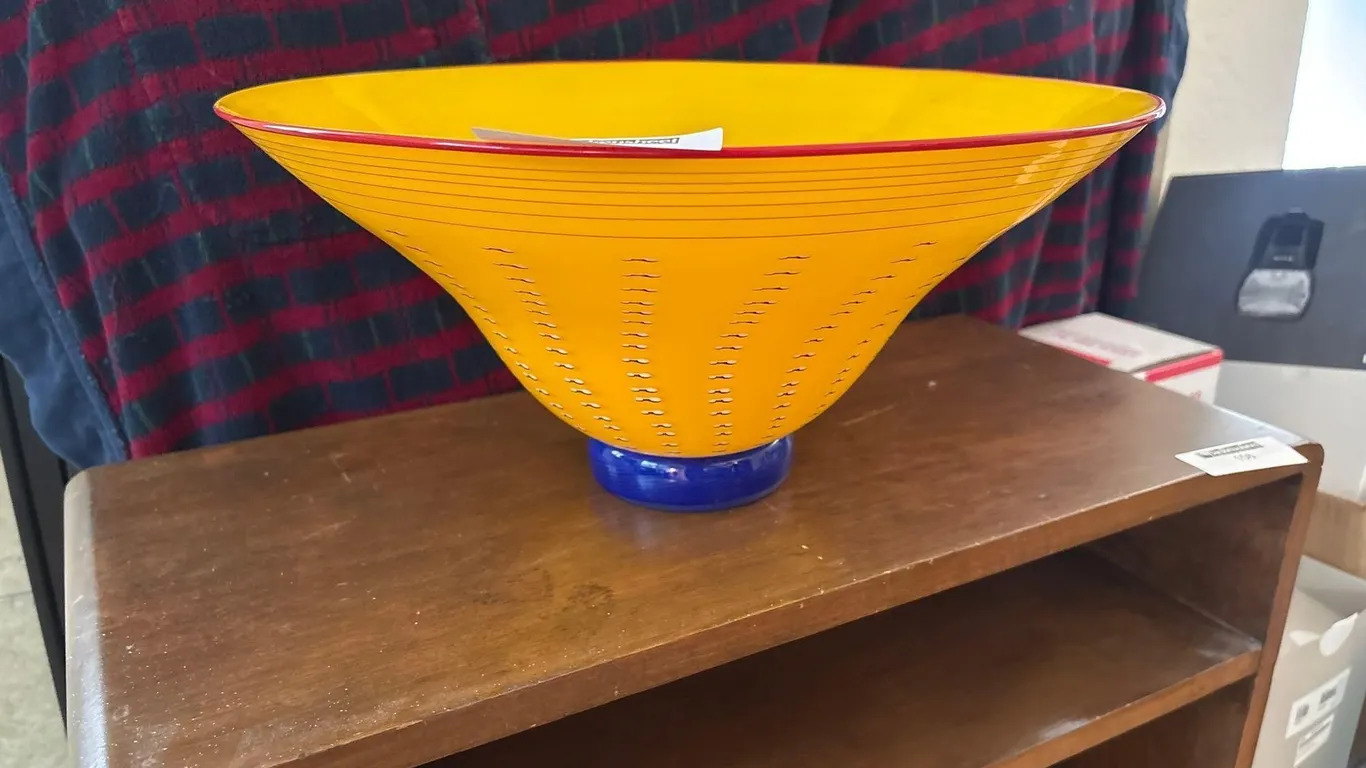YELLOW & BLUE ART GLASS BOWL