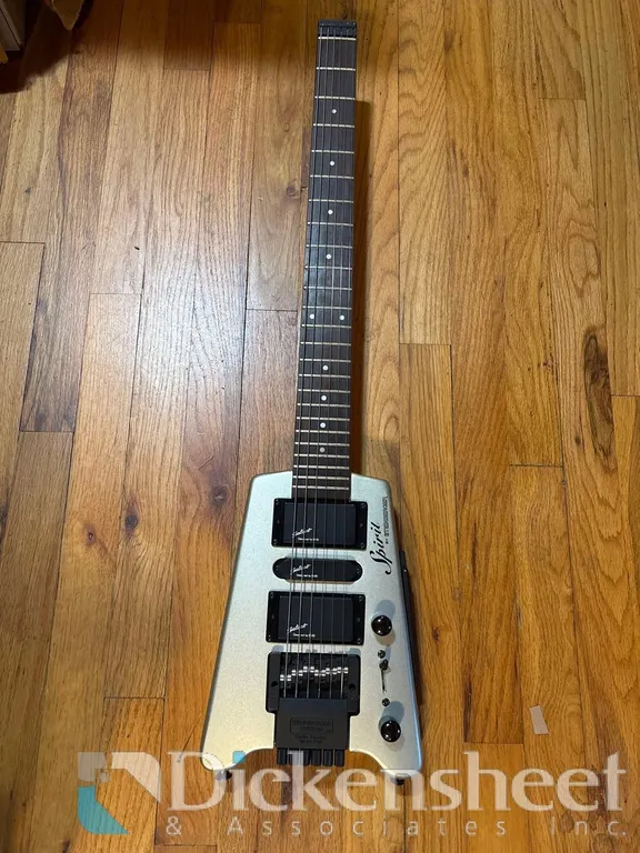 SPIRIT BY STEINBERGER GT-PRO DELUXE GUITAR WITH BAG