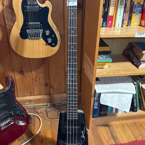 SPIRIT BY STEINBERGER XZ-2 ELECTRIC BASS GUITAR