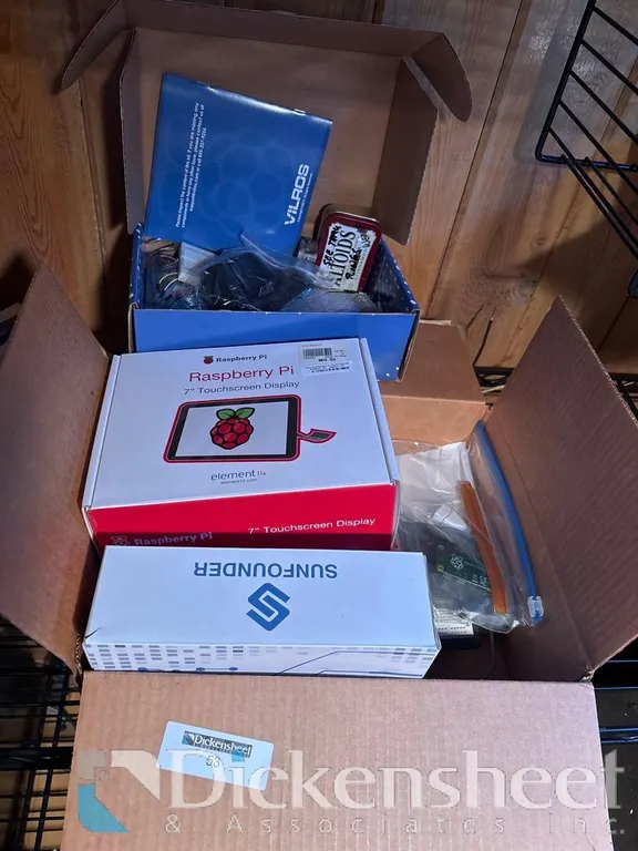 RASPBERRY PI & SUNFOUNDER ELECTRONICS KITS