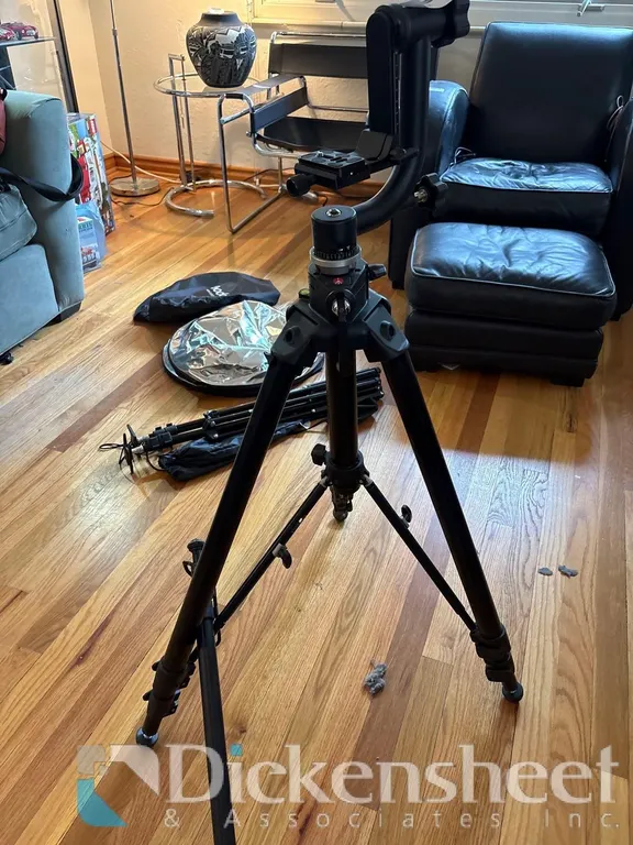 MANFROTTO 475B CAMERA TRIPOD
