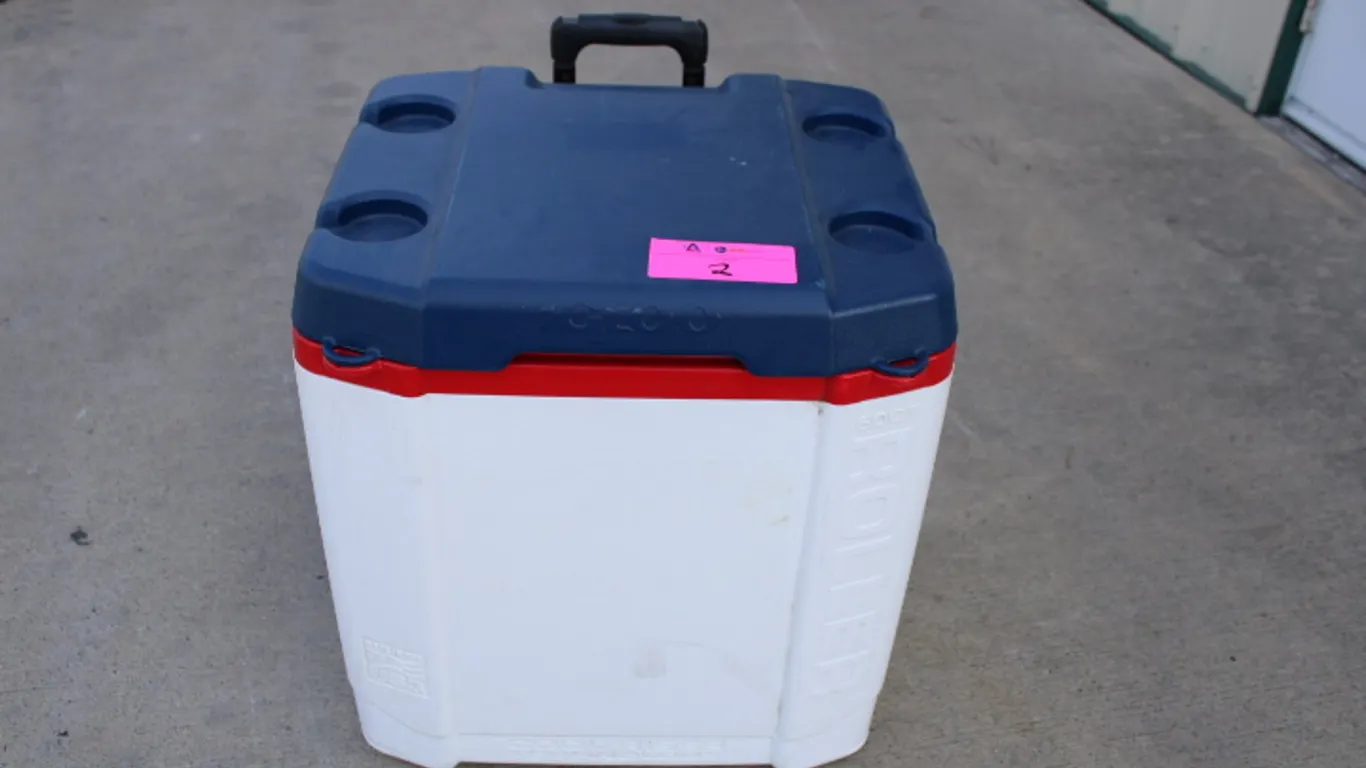 60 Qt. Ice Chest