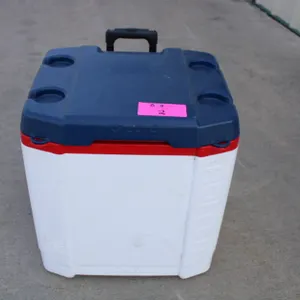60 Qt. Ice Chest