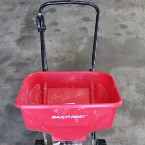 Fertilizer Spreader