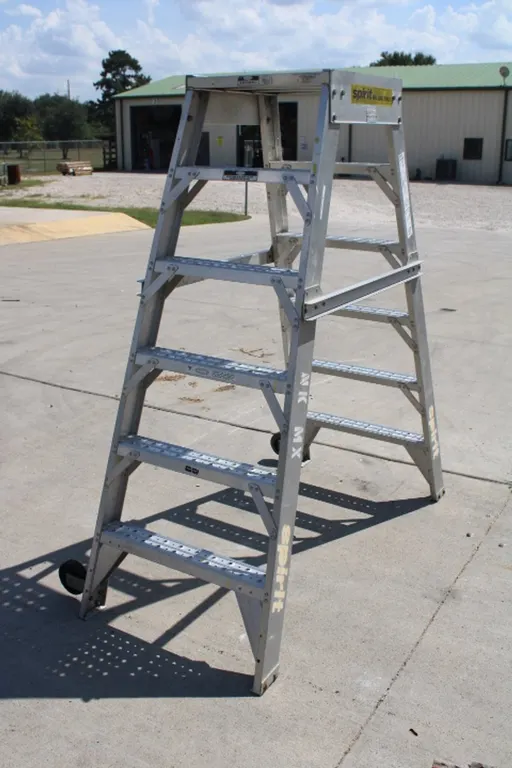 Step Ladder