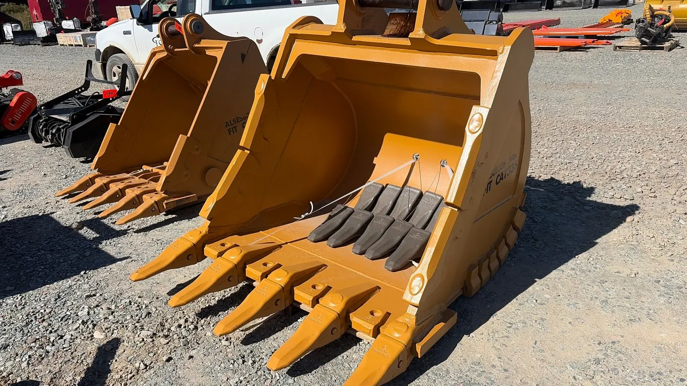 Approx. 59" Unused Lyals ALSEB336 Excavator Bucket W/(10) Bucket Teeth