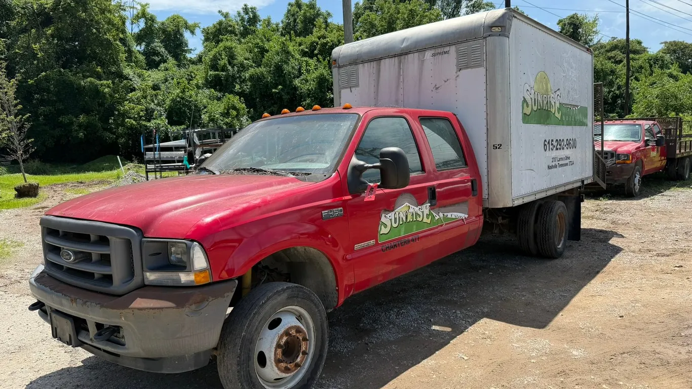 2004 Ford F450 Box Truck