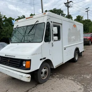 2000 Workhorse FT-1260 Van