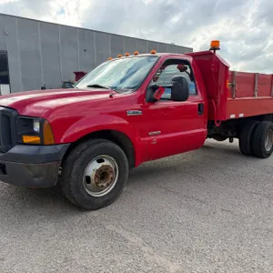 2006 Ford F-350 XL Super Duty Landscape Dump
