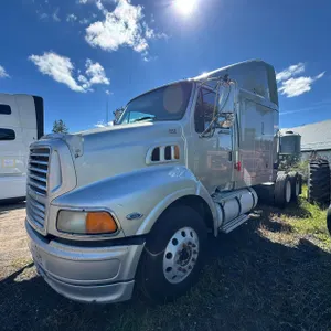 1997 Ford Aeromax Sleeper Cab Truck Tractor