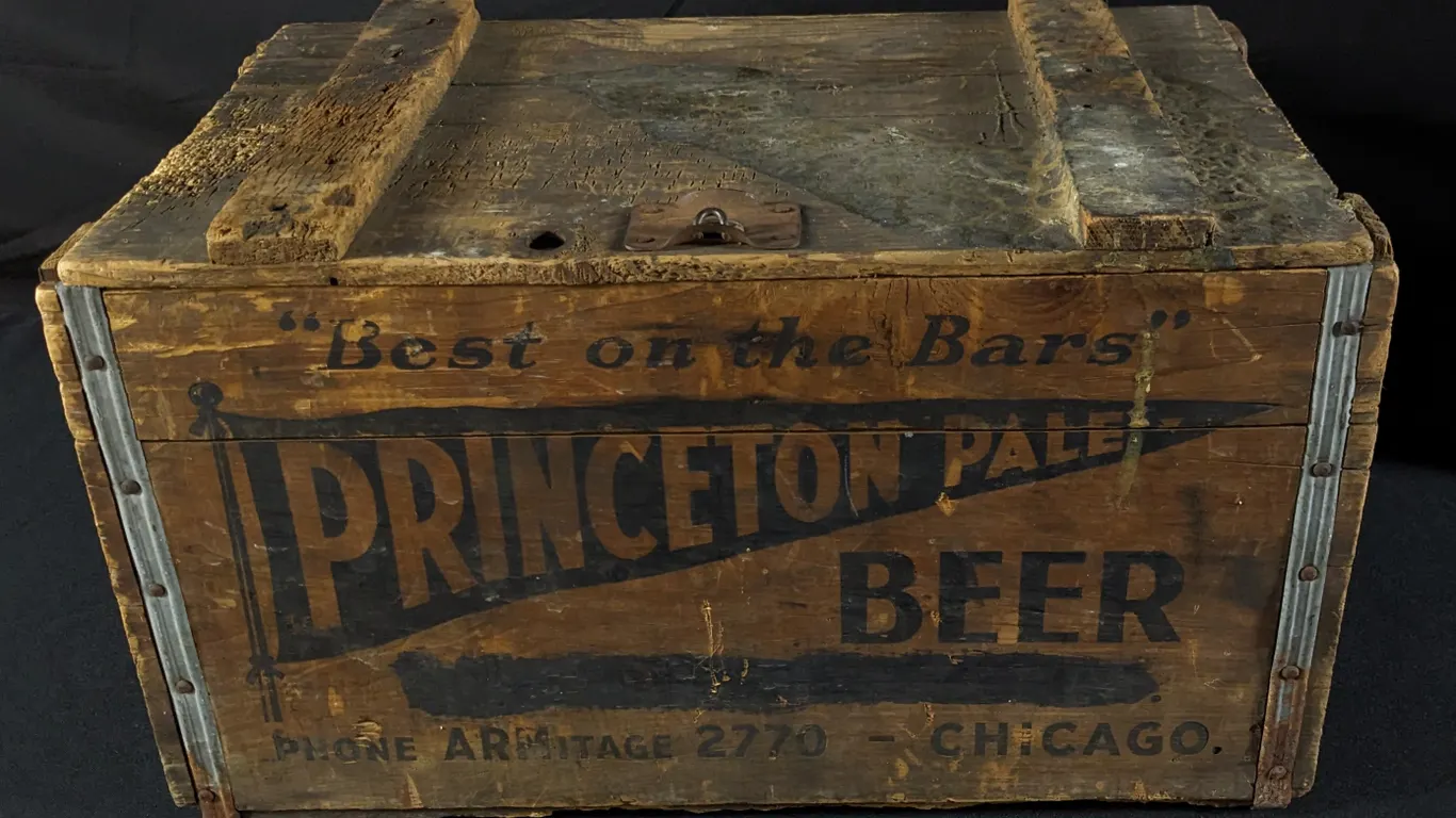 WOOD BEER CASE CRATE PRINCETON BEER (WISCONSIN) CHICAGO DISTRIBUTOR