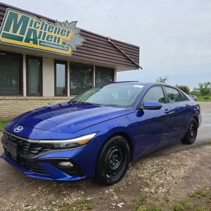 2024  Hyundai  ELANTRA