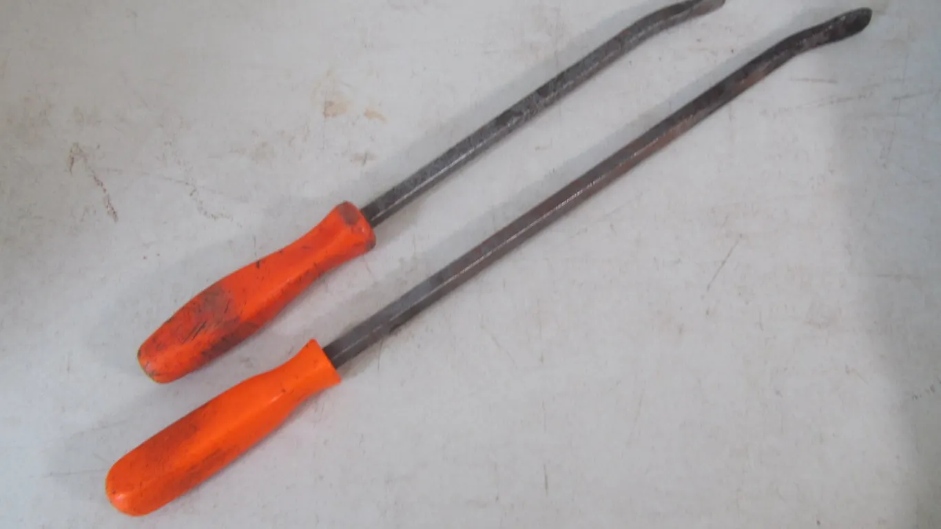 (2) Snap-On Pry Bars
