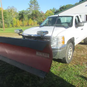 2013 Chevrolet Silverado 2500 HD 4x4 With Plow
