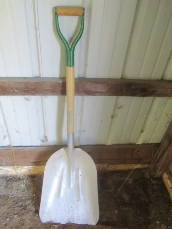 Scoop Shovel