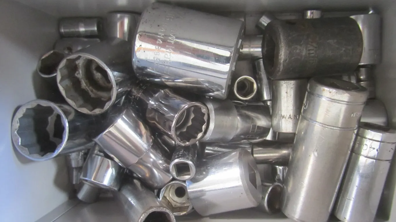 Lot Of Assorted Sockets
