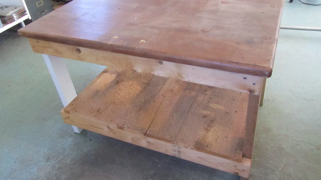 Wood Work Bench