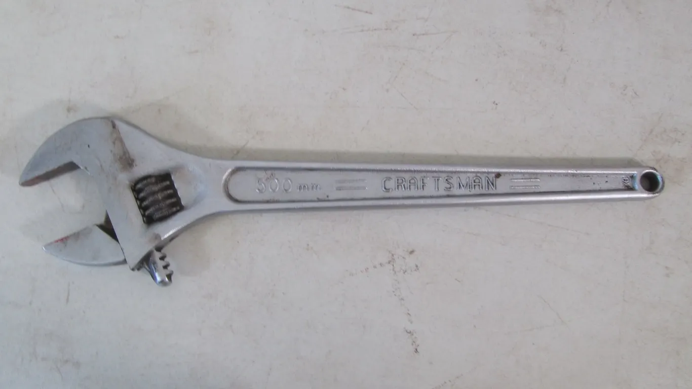 Craftsman 20" Adjustable Jaw Wrench