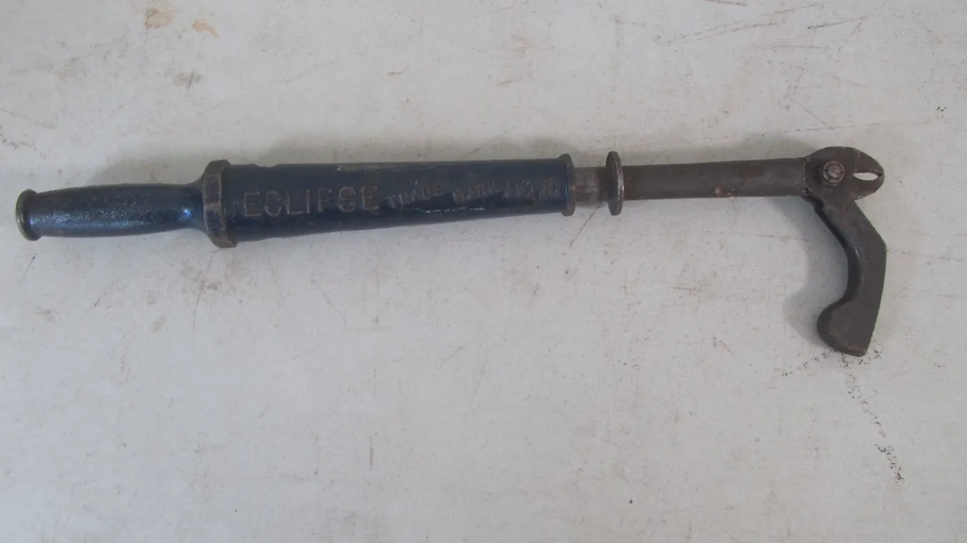 Crescent Tool Eclipse No.18 Nail Puller