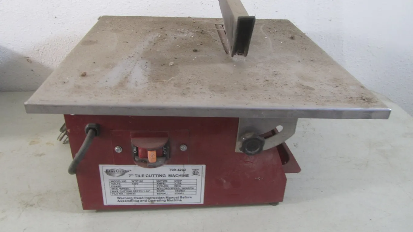 FlorCraft 7" Tile Cutting Machine