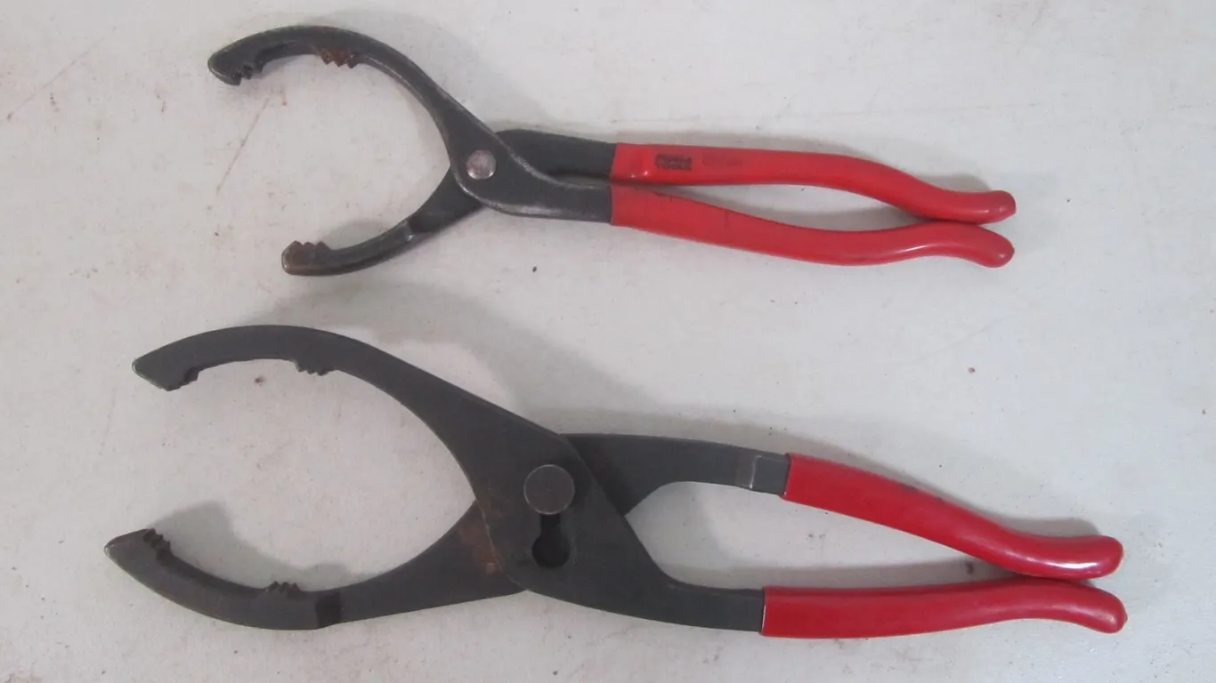 (2) Oil Filter Wrenches