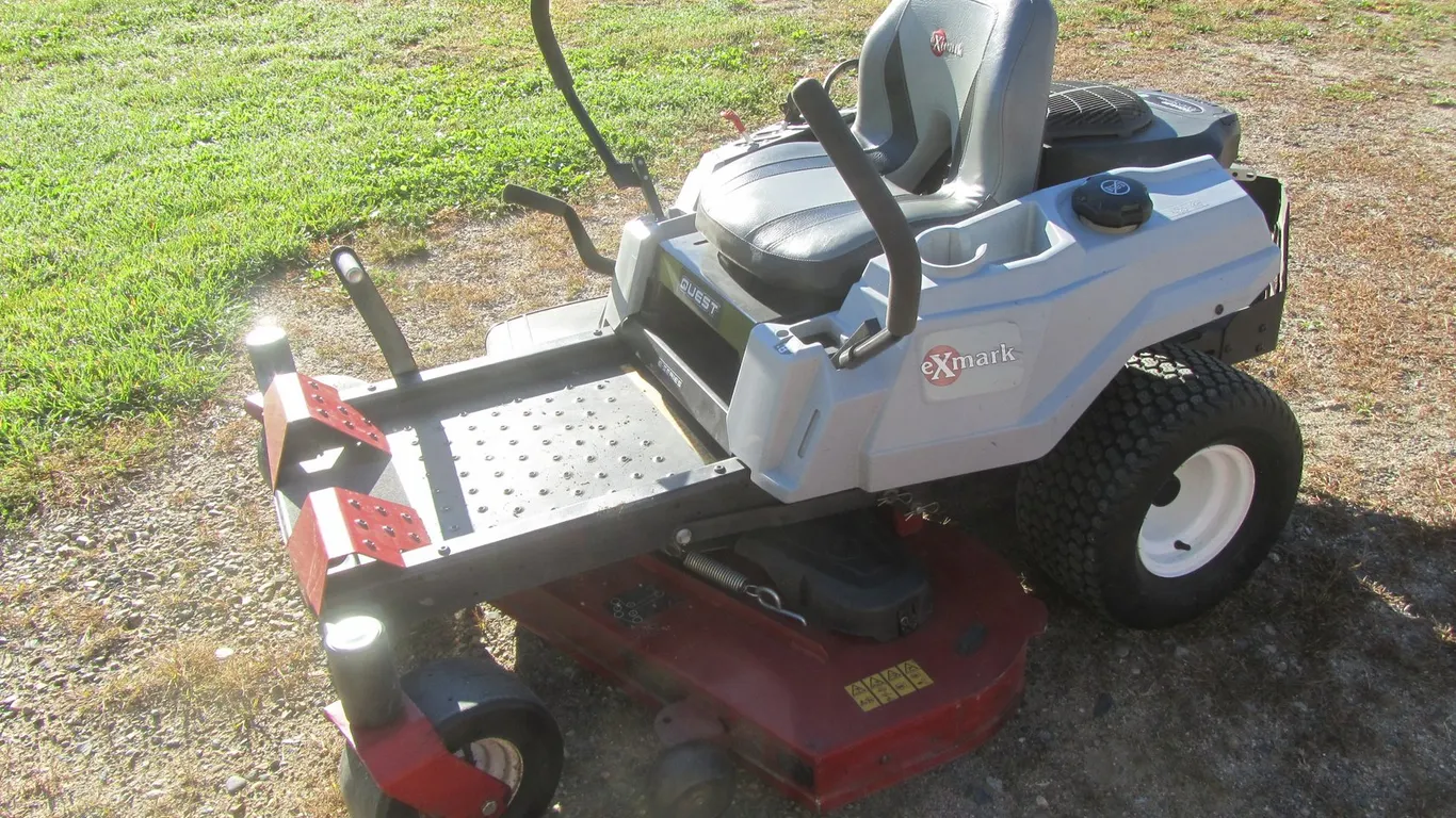 eXmark Quest e-Series Zero Turn Lawn Mower