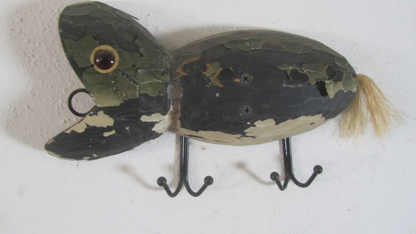 Fishing Themed Wall Coat Hanger
