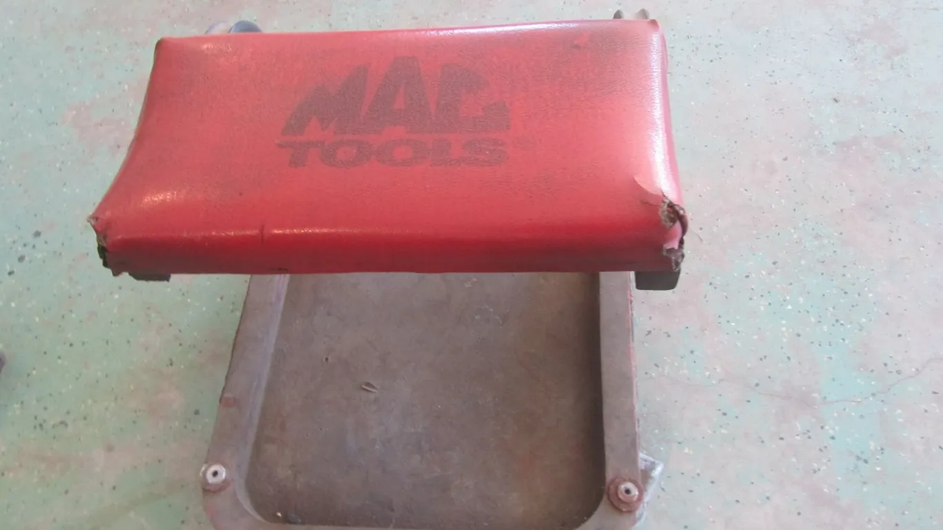 Mac Tools Mechanic's Stool