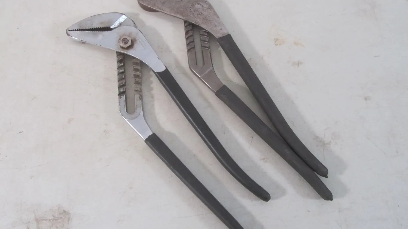 (2) Craftsman Groove-Joint Tools