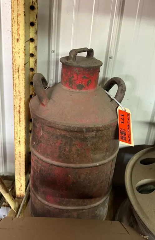 Portable Fuel Can