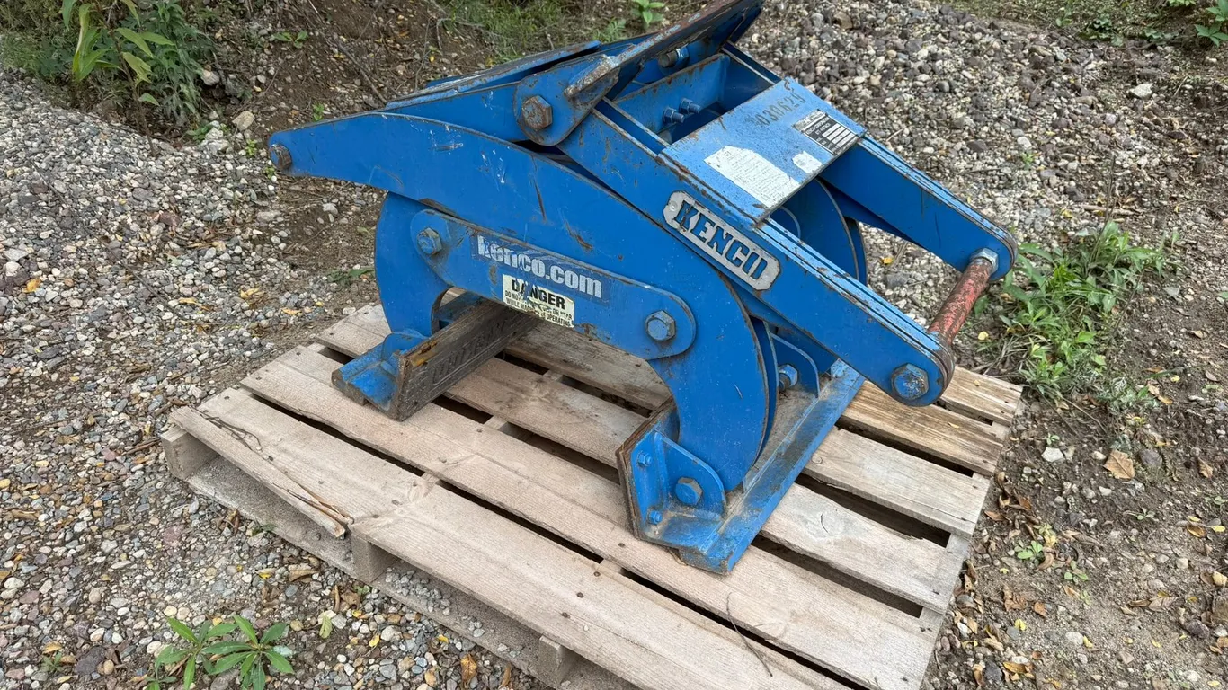 Kenco Barrier Grapple Attachment