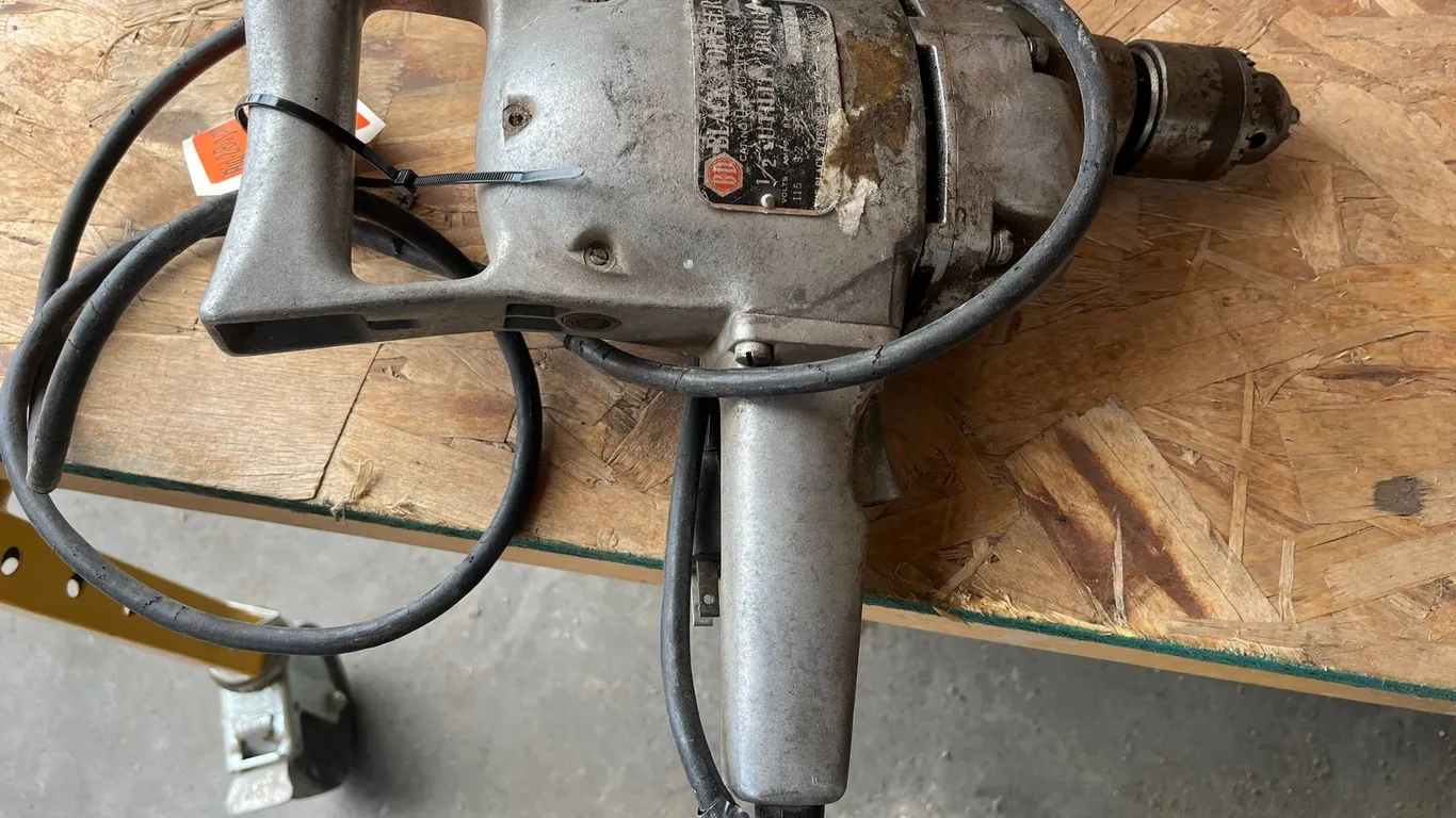 Black and Decker Corded 1/2" Utility Drill