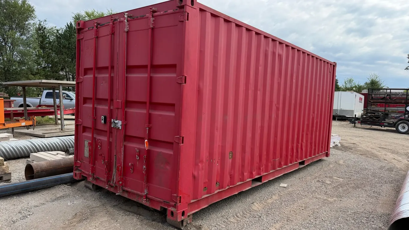 20' Sea Container With Cable Hook & Roll-Off Rails
