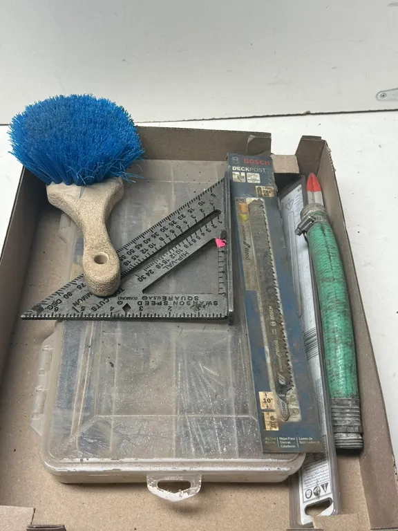 Bosch Wood Blade, speed Triangle, Assorted screws