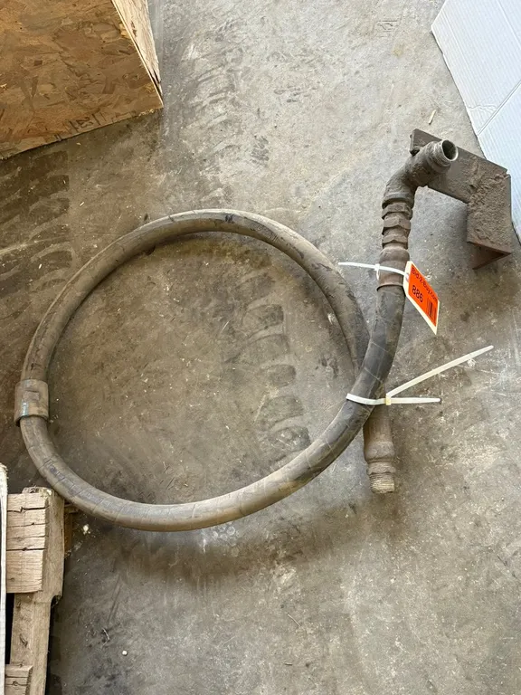 Industrial Hydraulic Hose with Metal Bracket