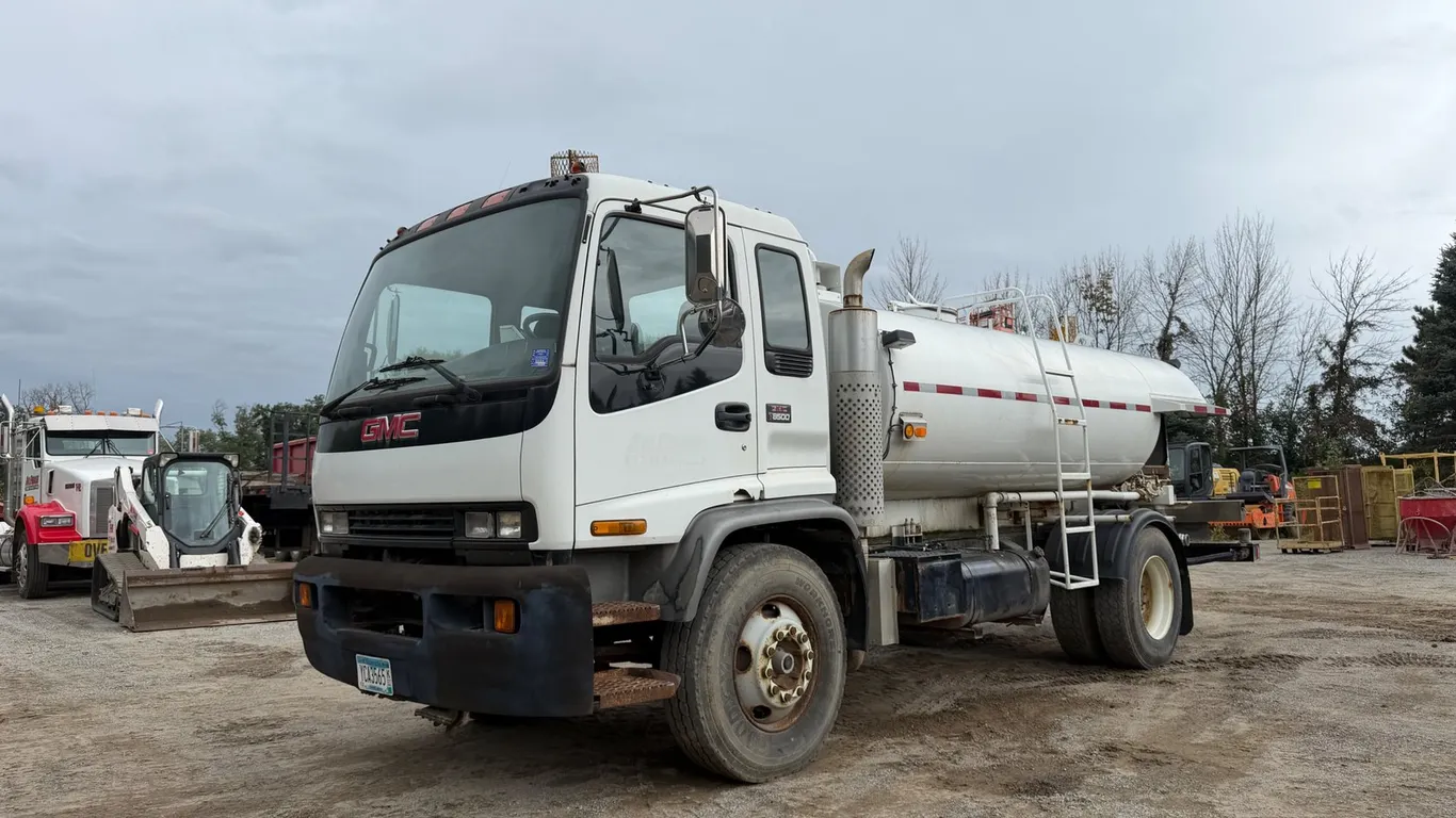 1999 GMC T8500 Water Truck