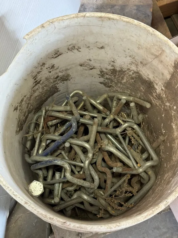 Bucket of Beam Connectors