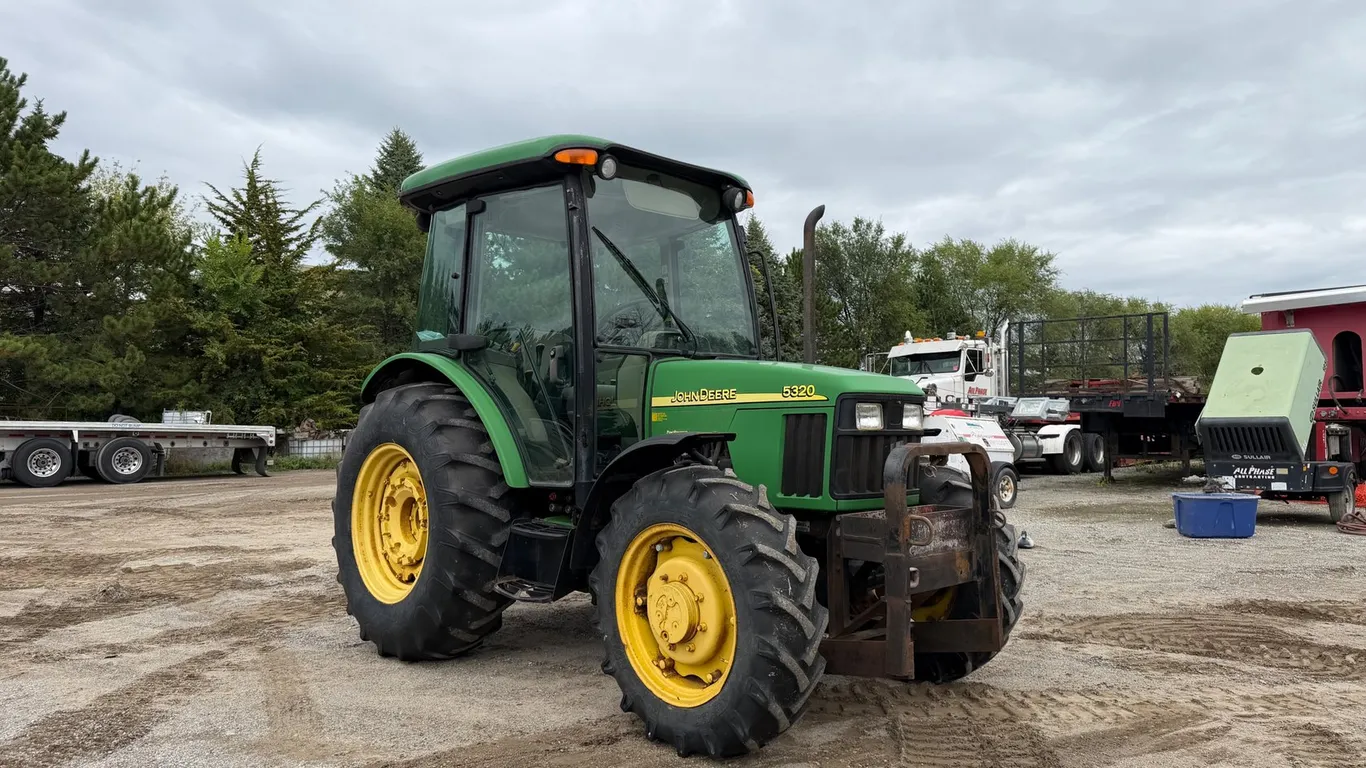 2003 John Deere 5320 Tractor