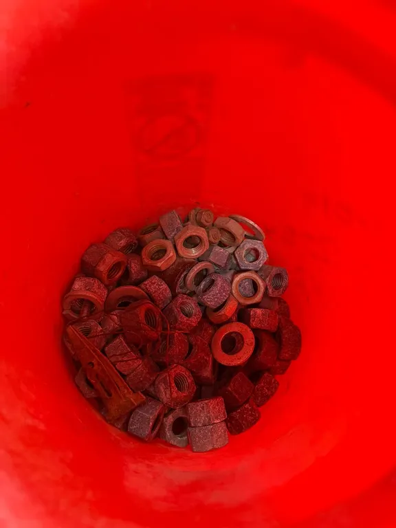 1 Gallon Bucket of Approximately 5/8 or greater Nuts