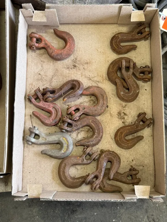 (11) Heavy Duty Steel Rigging Grab Hooks