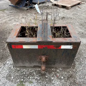 Tractor Weight from a John Deere 5320
