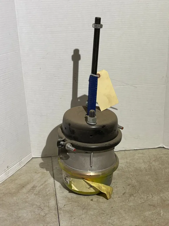 Bendix Spring Brake / 24 Complete Chamber