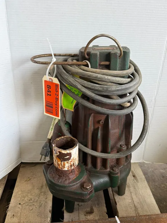 Zoelle Subversive Sewage Grinder Pump