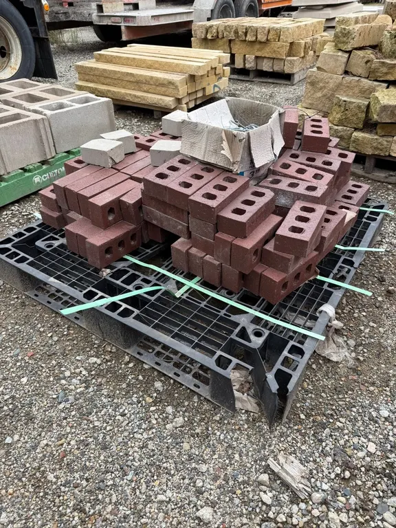 Approx. (100) Brick