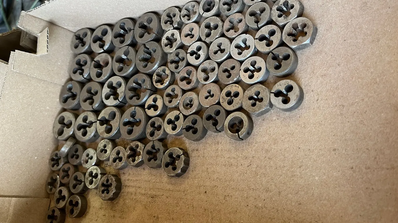 Assorted Heavy Duty Pipe Dies